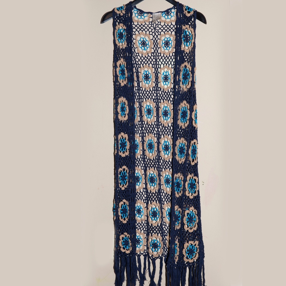 Foreever 21 exclusive - Crochet Vest Crochet Flowers Navy Blue